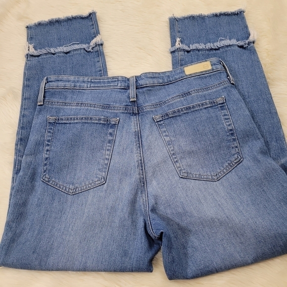 AG Isabelle High Rise Straight Crop - Picture 8 of 12